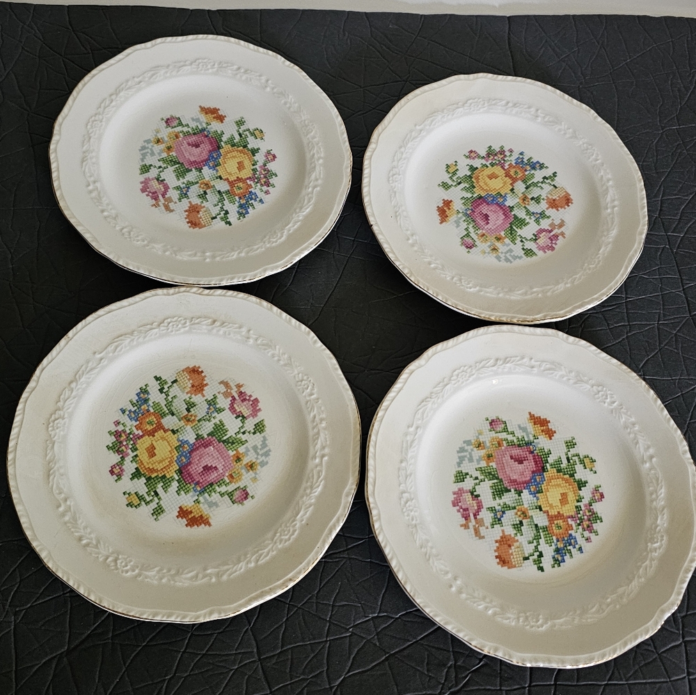 Crown Potteries made in the USA